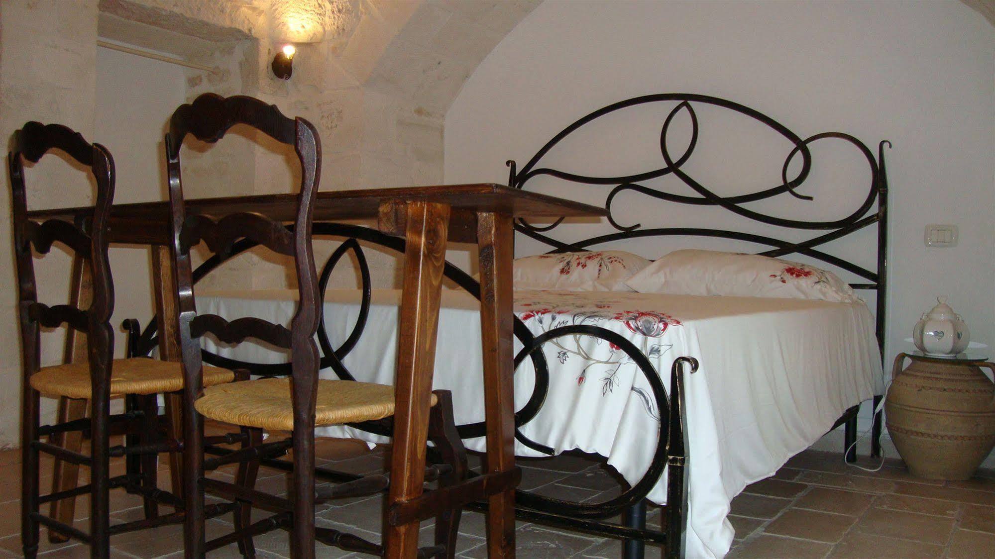 Fontana Vecchia B&B Кастеллана-Гротте Екстер'єр фото